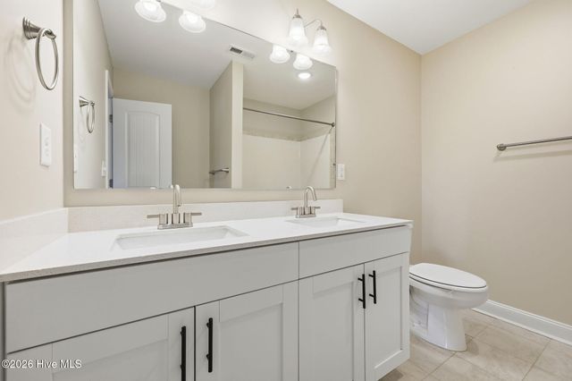 164 Leach Creek Drive, Raeford, NC 28376