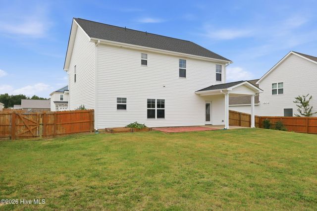 164 Leach Creek Drive, Raeford, NC 28376