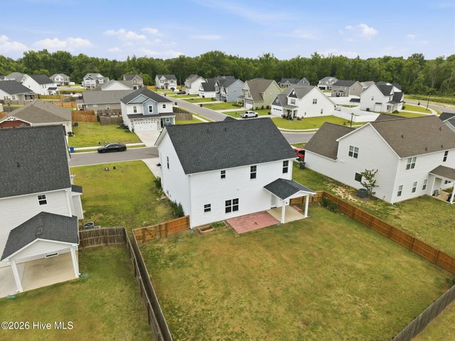 164 Leach Creek Drive, Raeford, NC 28376