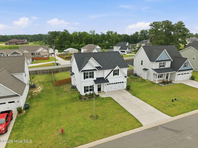 164 Leach Creek Drive, Raeford, NC 28376
