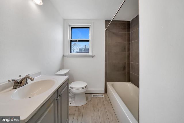 1718 KOHL, Philadelphia, PA 19115