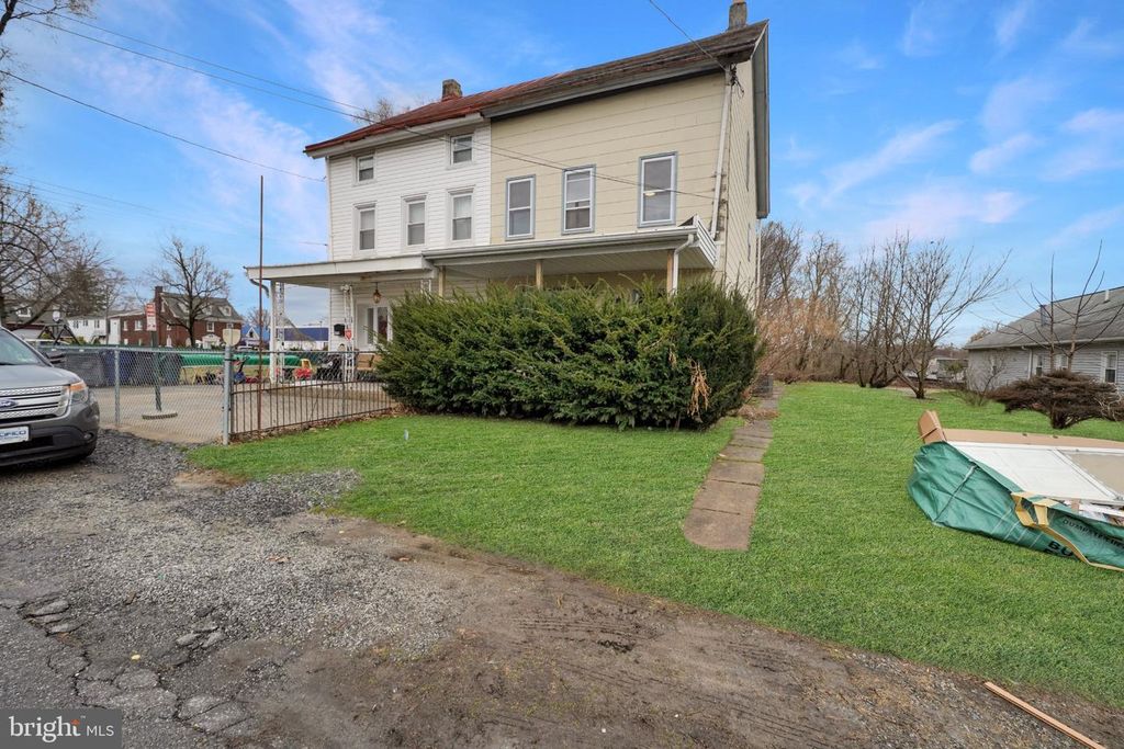 1718 KOHL, Philadelphia, PA 19115