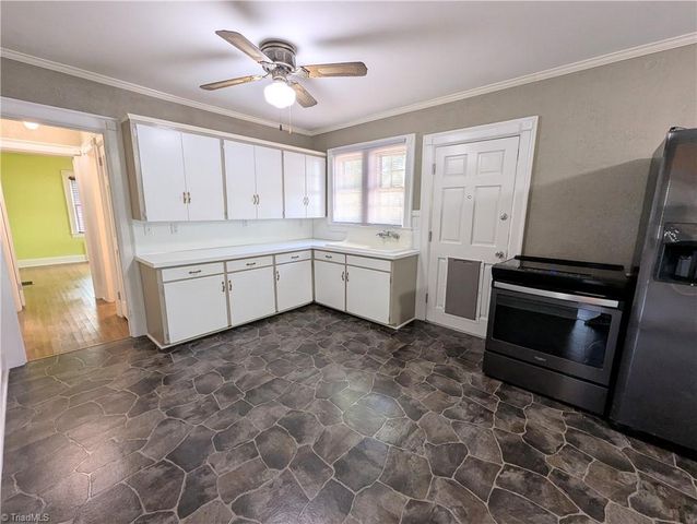 108 Ford Street, Thomasville, NC 27360