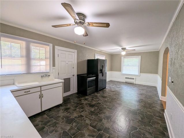 108 Ford Street, Thomasville, NC 27360