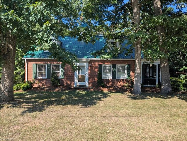108 Ford Street, Thomasville, NC 27360