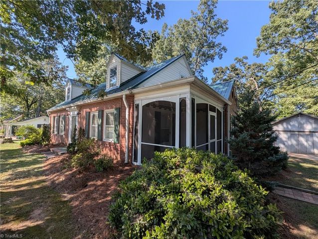 108 Ford Street, Thomasville, NC 27360