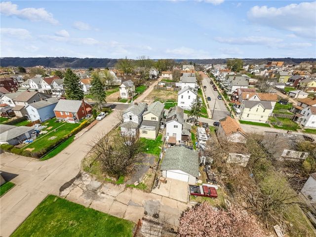 2802 Stewart St, Mckeesport, PA 15132