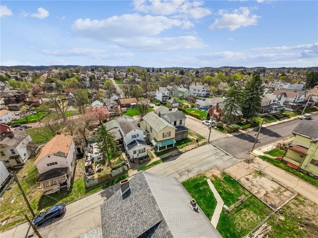 2802 Stewart St, Mckeesport, PA 15132