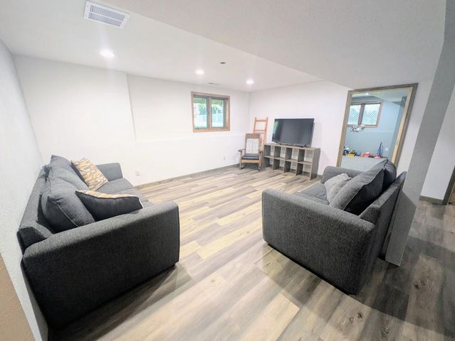 N7590 Island Drive, Pardeeville, WI 53954