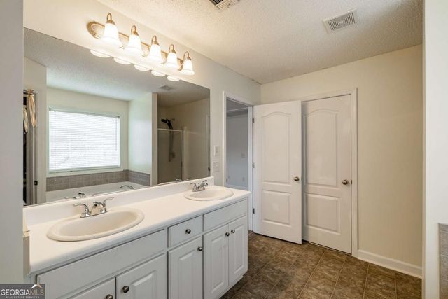 871 Jefferson Walk Circle, Jefferson, GA 30549