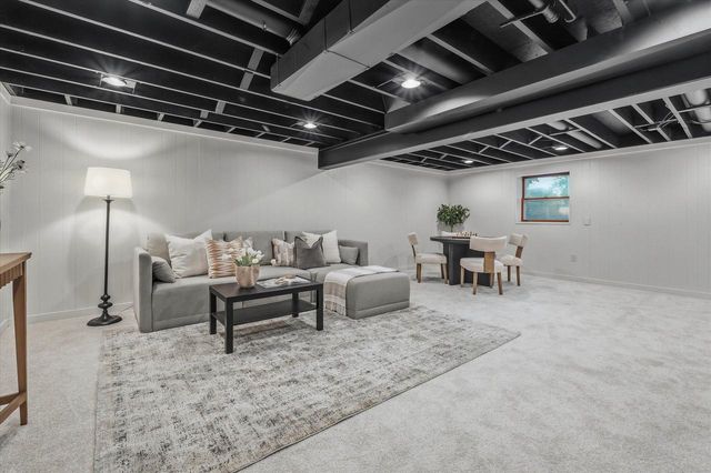 1620 1st AVENUE, Grafton, WI 53024