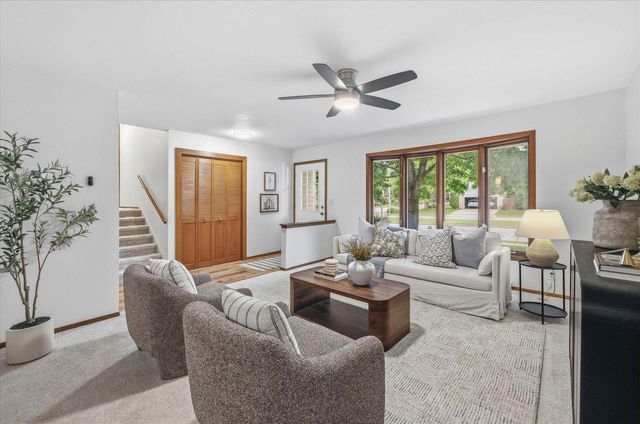 1620 1st AVENUE, Grafton, WI 53024
