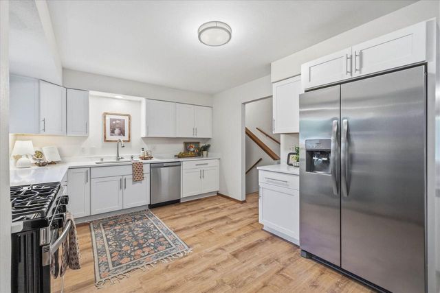 1620 1st AVENUE, Grafton, WI 53024