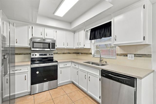 7604 AUTUMN PINES DRIVE, Orlando, FL 32822