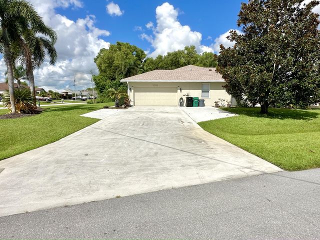 5399 NW Lamoore Lane, Port St. Lucie, Port St Lucie, FL 34983