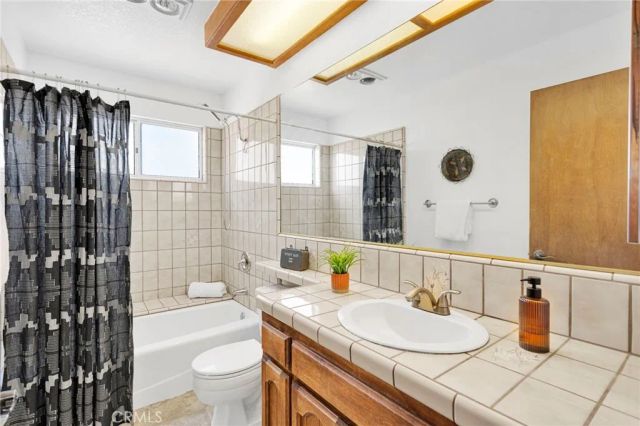 10626 Valley Vista, Apple Valley, CA 92308