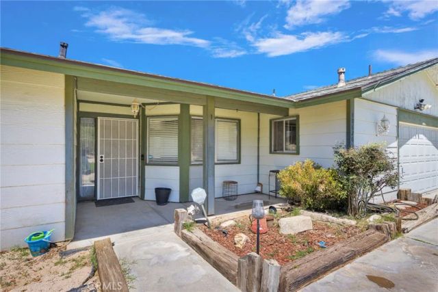 10626 Valley Vista, Apple Valley, CA 92308