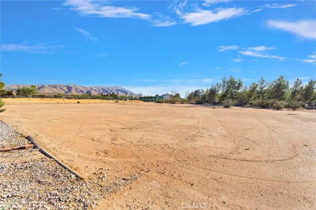 10626 Valley Vista, Apple Valley, CA 92308