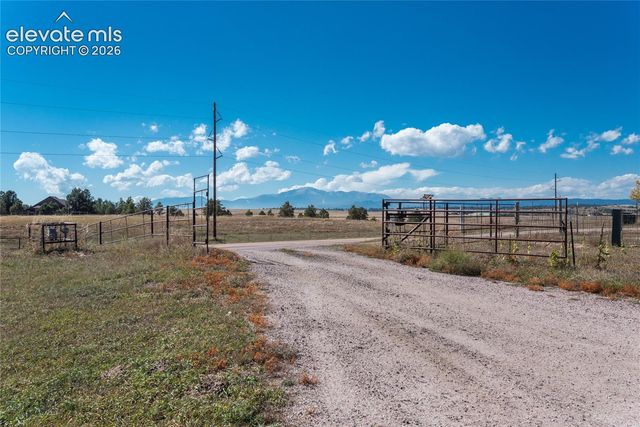 6950 Hodgen Road, Colorado Springs, CO 80908