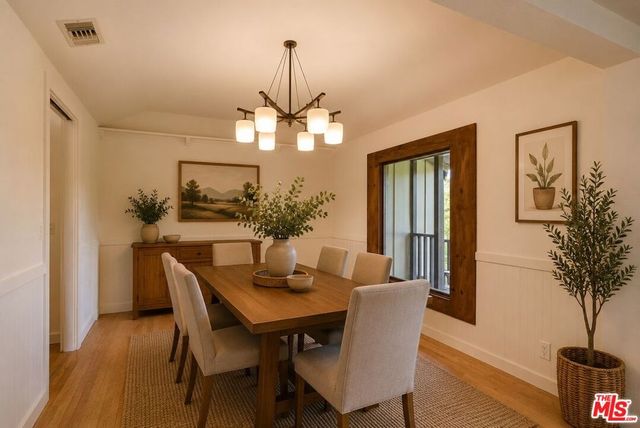 13509 Bassett Street, Valley Glen, CA 91405