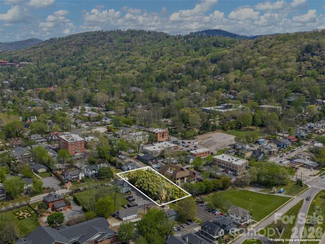 9999 Clayton Street, Asheville, NC 28801
