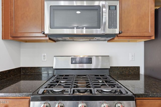 221 Irving Way, Durham, NC 27703
