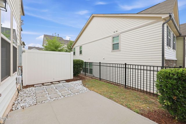221 Irving Way, Durham, NC 27703