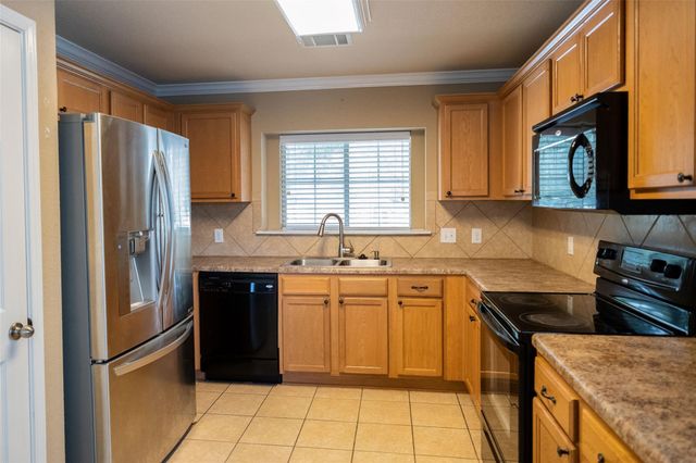636 Gabriel Mills DR, Round Rock, TX 78664