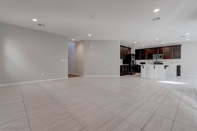 12847 Slipknot Street, Las Vegas, NV 89141