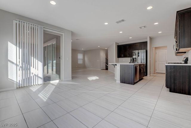 12847 Slipknot Street, Las Vegas, NV 89141