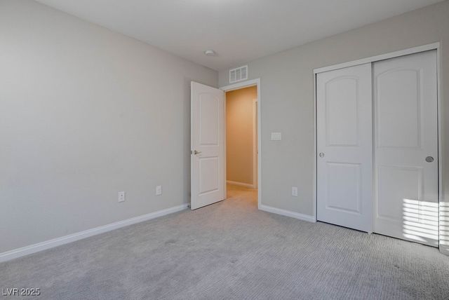 12847 Slipknot Street, Las Vegas, NV 89141