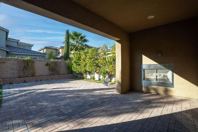 12847 Slipknot Street, Las Vegas, NV 89141