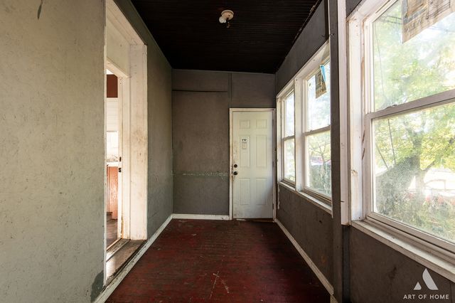 8136 S Manistee Avenue, Chicago, IL 60617