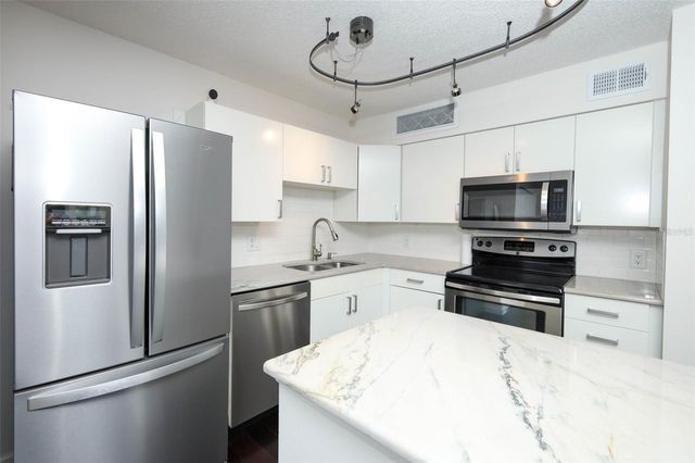 345 FORESTWAY CIRCLE 205, Altamonte Springs, FL 32701