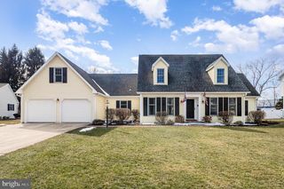 815 WELLINGTON DR, Carlisle, PA 17013