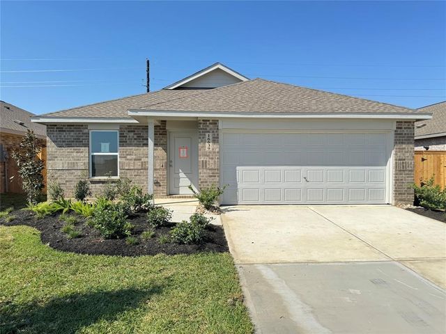 421 Amy Street, Angleton, TX 77515
