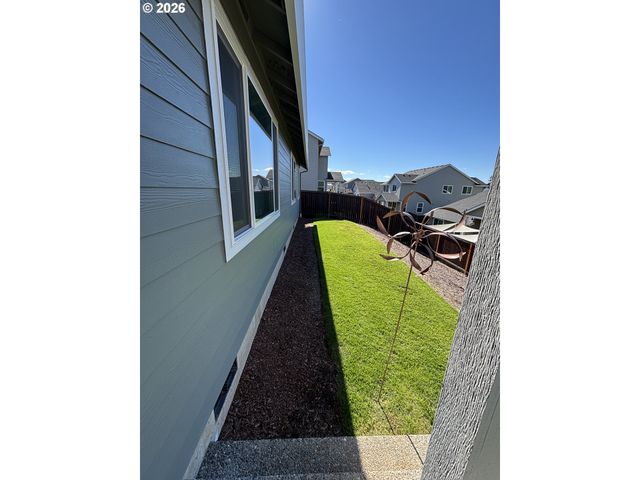 2832 S 7TH Way, Ridgefield, WA 98642
