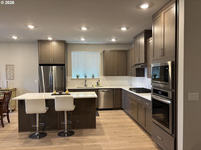 2832 S 7TH Way, Ridgefield, WA 98642