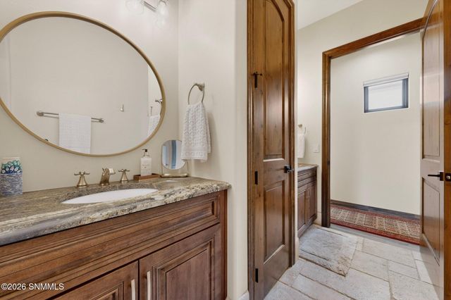 1610 Stone Ridge Court, Las Cruces, NM 88007