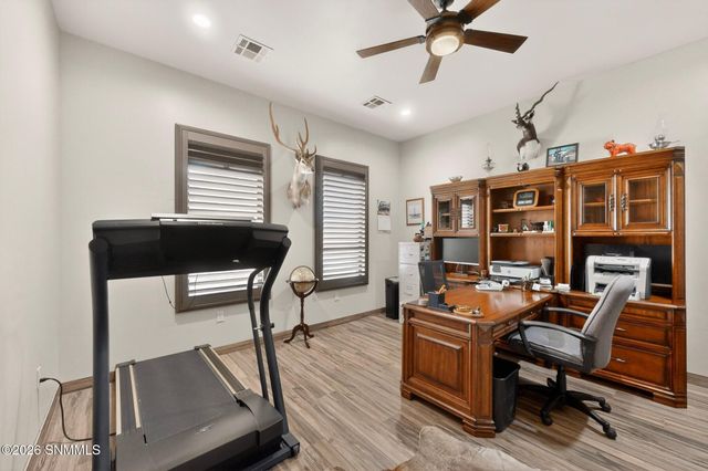 1610 Stone Ridge Court, Las Cruces, NM 88007