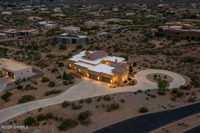 1610 Stone Ridge Court, Las Cruces, NM 88007