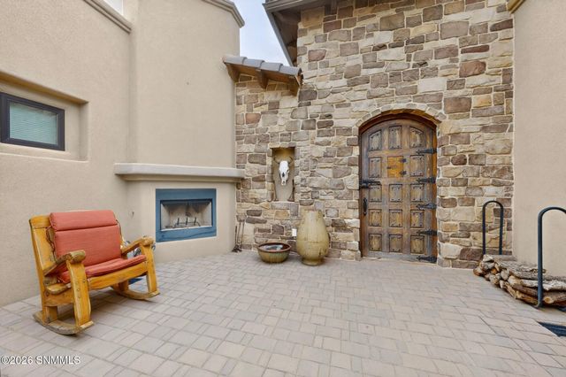 1610 Stone Ridge Court, Las Cruces, NM 88007