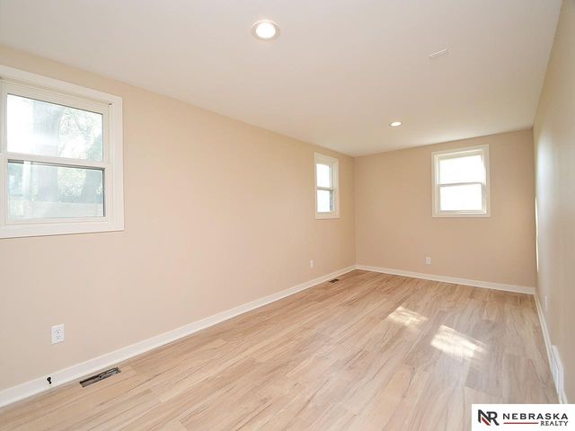 5426 Morningside Road, Fremont, NE 68025