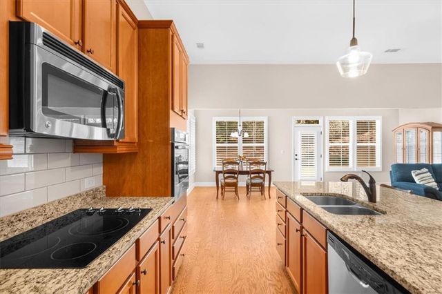 3389 Cresswind SW Parkway, Gainesville, GA 30504