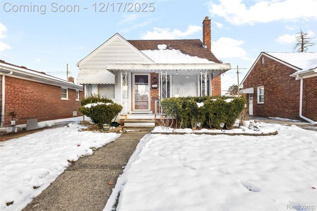 7476 Nightingale Street, Dearborn Heights, MI 48127