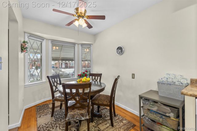 7476 Nightingale Street, Dearborn Heights, MI 48127