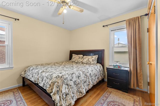 7476 Nightingale Street, Dearborn Heights, MI 48127