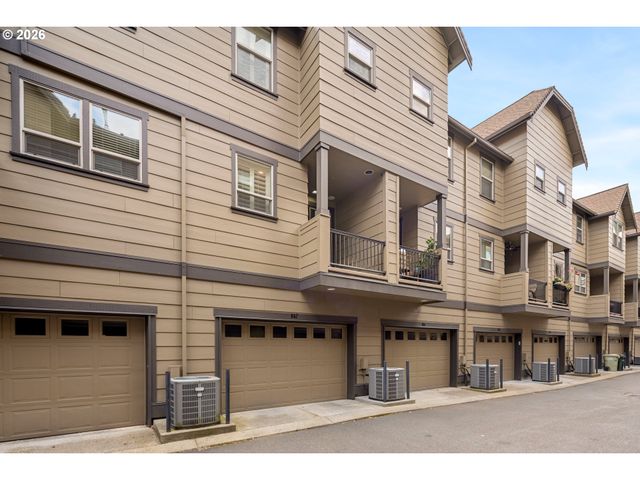 662 Sw TRILLIUM CREEK Ter, Portland, OR 97225