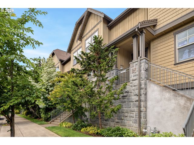 662 Sw TRILLIUM CREEK Ter, Portland, OR 97225