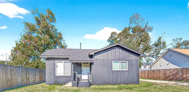 978 Saint Clair Street, Houston, TX 77088